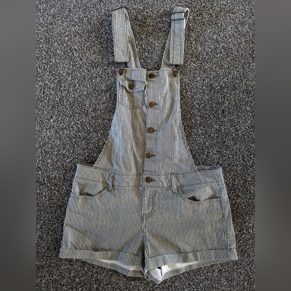 Overall Striped Shorts- Forever 21- Sz 30 Women's Button down -Summer Spring EUC
